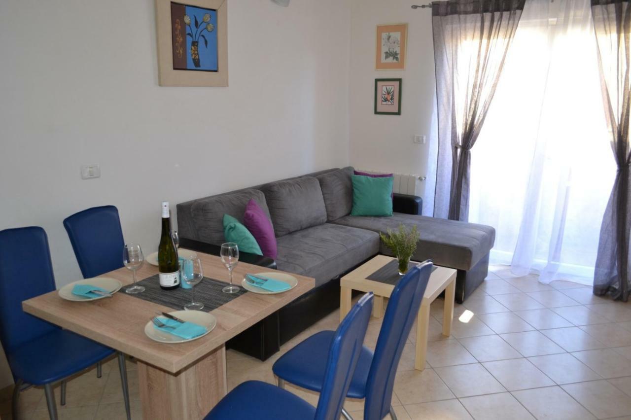 Apartment Din Banjole Eksteriør billede